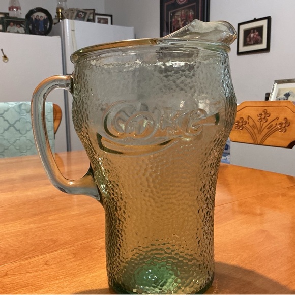 Elegant Green Glass Pitcher. Coca-Cola. - Picture 2 of 4